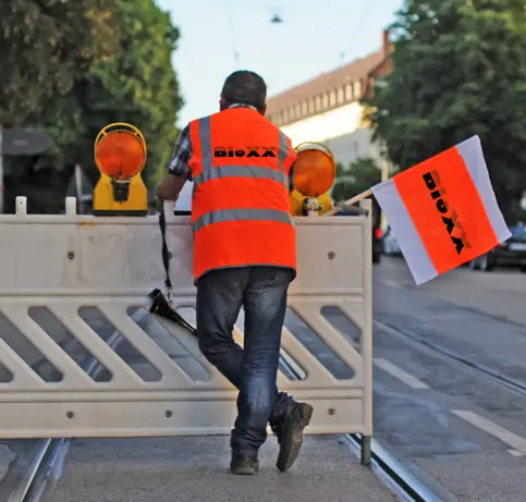 BloXX Filmservice bei der Arbeit - Strassensperre